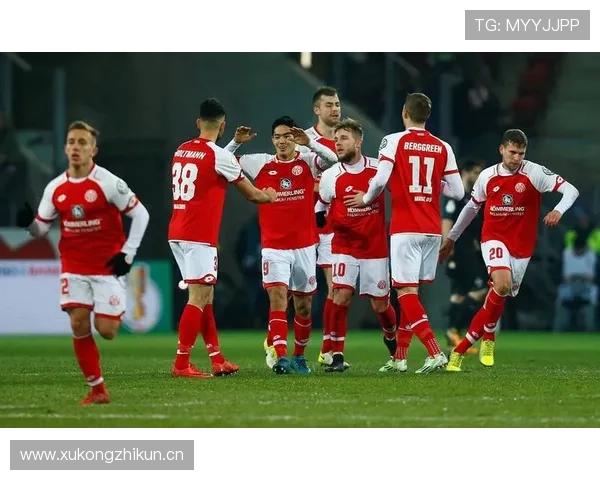 对阵阿森纳中场：帕利尼亚的对抗能力