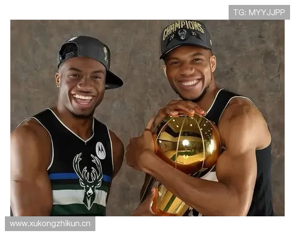 阿德托昆博家里那阵奢侈，能直接开个五星级度假村了吧？