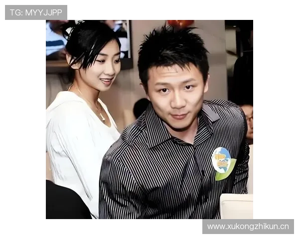 陈一冰退役后住进四合院，每天五点起床遛狗喝手冲咖啡